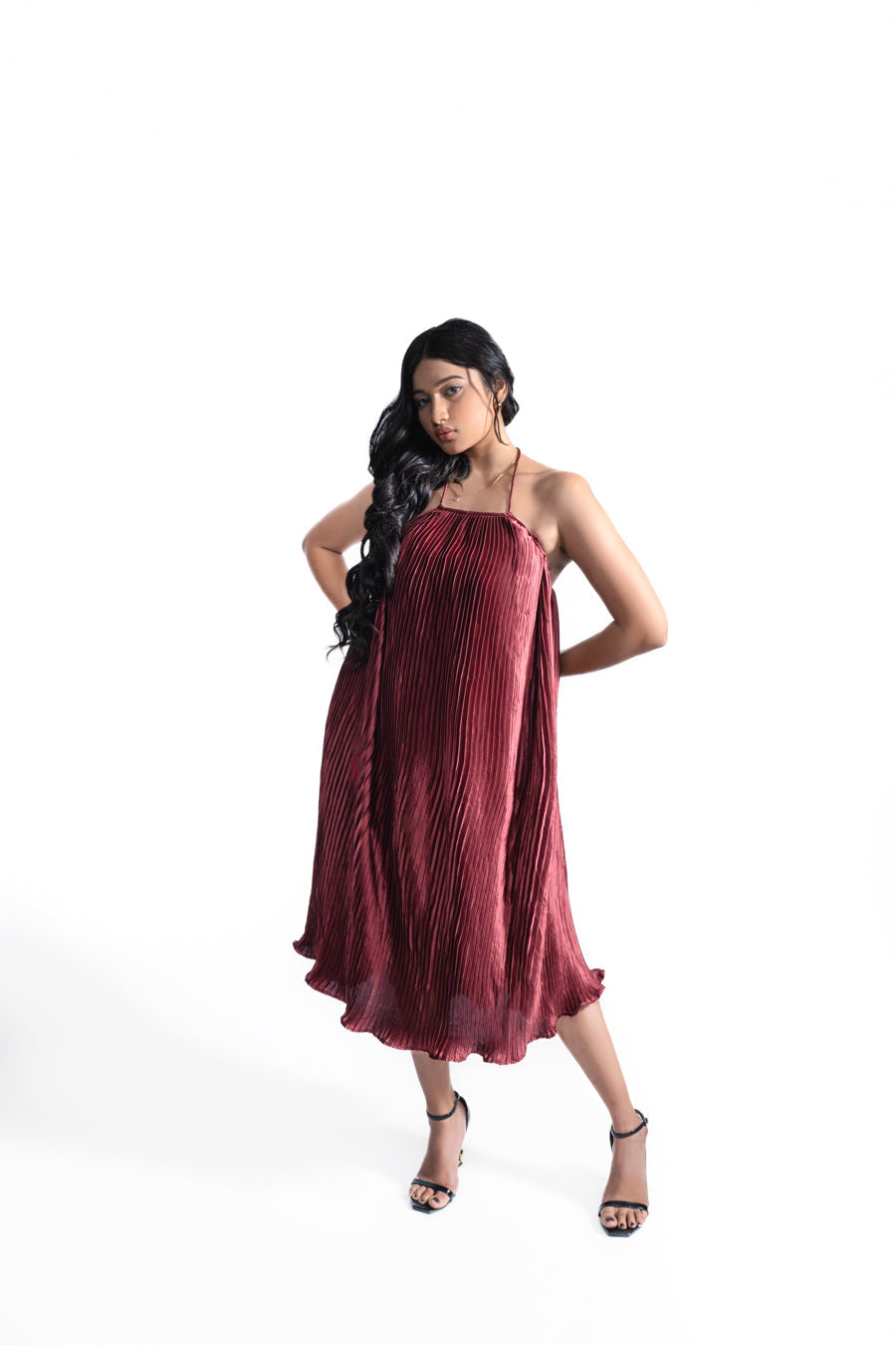 Wine Pleated Halter Midi Dress 